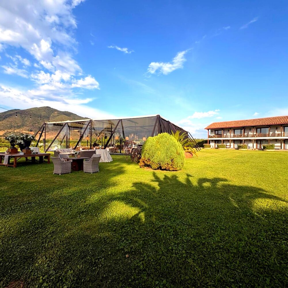 17 carpa hotel dia