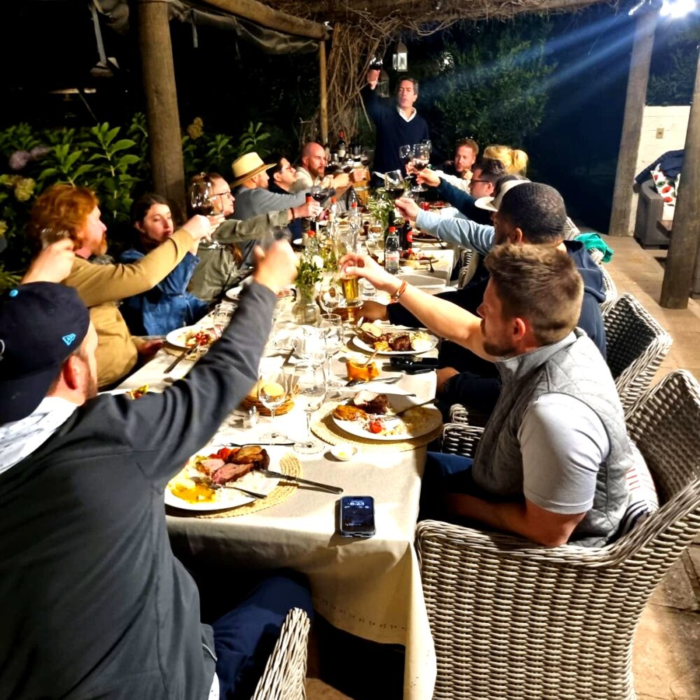 28 brindis noche
